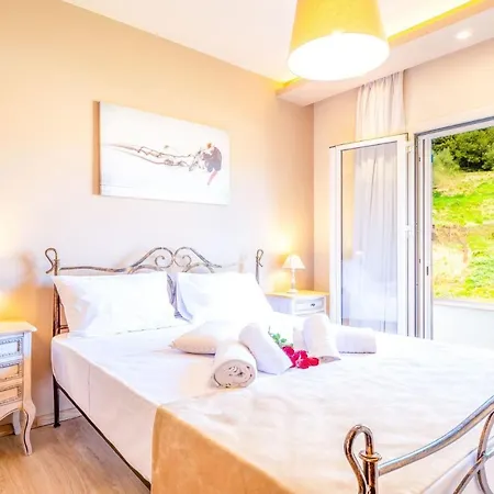 Luxury Matzourana By Posarellivillas Vilă
